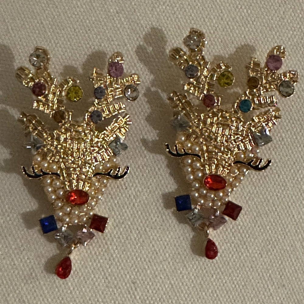 New Reindeer Earrings 🤦🏻‍♀️